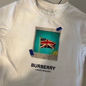 Burberry T-shirt